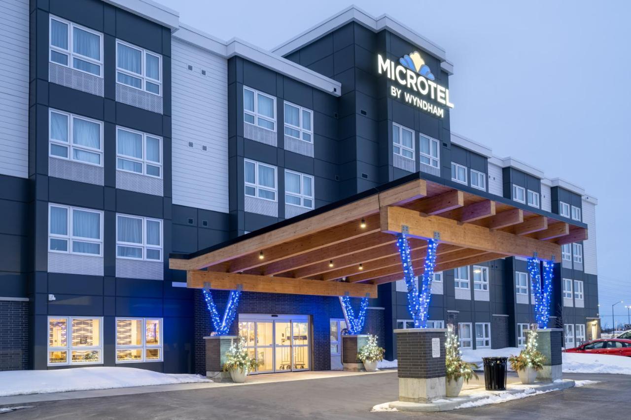 Microtel Inn & Suites By Wyndham Kanata Ottawa West Exterior foto