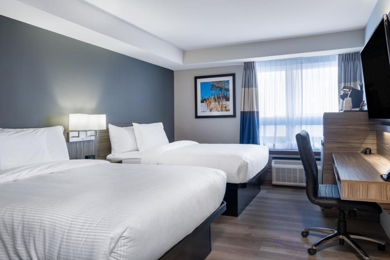 Microtel Inn & Suites By Wyndham Kanata Ottawa West Exterior foto