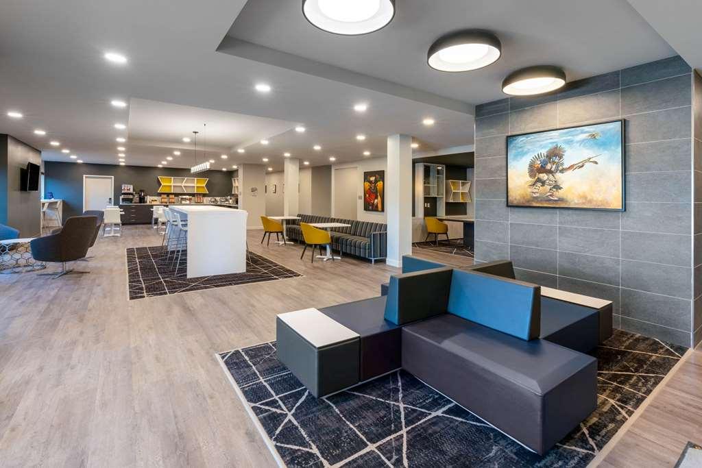 Microtel Inn & Suites By Wyndham Kanata Ottawa West Interior foto
